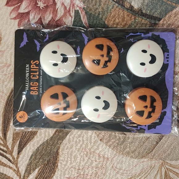 HALLOWEEN BAG CHIPS - Picture 4 of 4